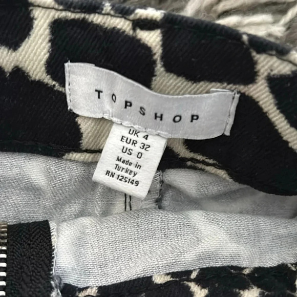 Topshop Black and White Printed Skirt - Picture 4 of 4